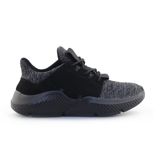 Ανδρικά sneakers με δίχρωμη λεπτομέρεια Μαύρο