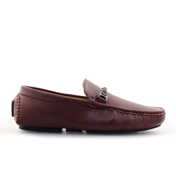 Ανδρικά loafers με λεπτομέρειες Μπορντώ