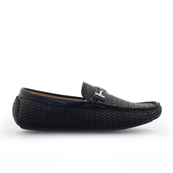 Ανδρικά loafers με ανάγλυφες λεπτομέρειες Μαύρο