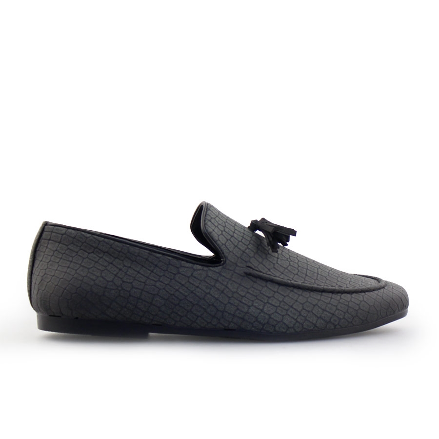 Ανδρικά loafers με ανάγλυφο snake μοτίβο Μαύρο