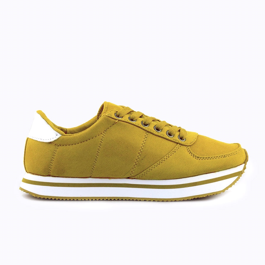Γυναικεία sneakers με ρίγα στη σόλα Κάμελ