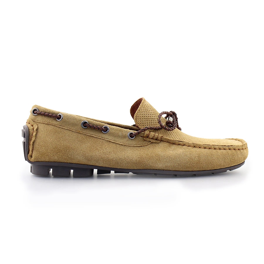 Ανδρικά loafers καστόρινα με διακοσμητικά κορδόνια Κάμελ