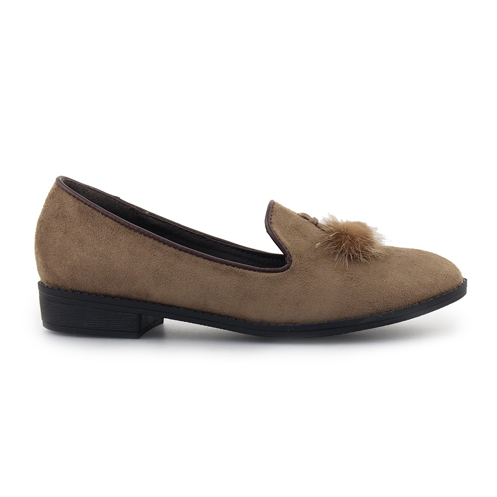 Γυναικεία loafers με φουντάκι Καφέ