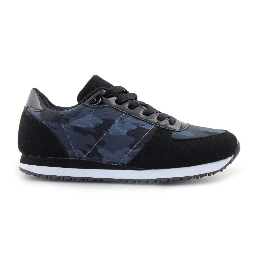 Γυναικεία sneakers με σχέδιο παραλλαγής Μαύρο