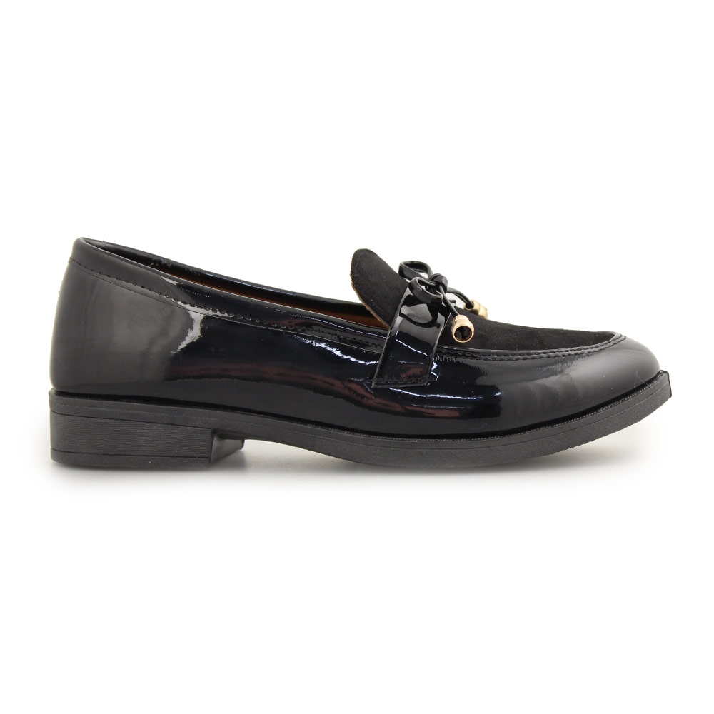 Γυναικεία loafers με φιογκάκι Μαύρο