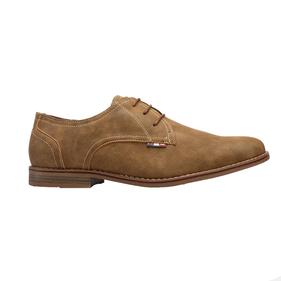 Ανδρικά loafers με ανάγλυφη λεπτομέρεια Κάμελ