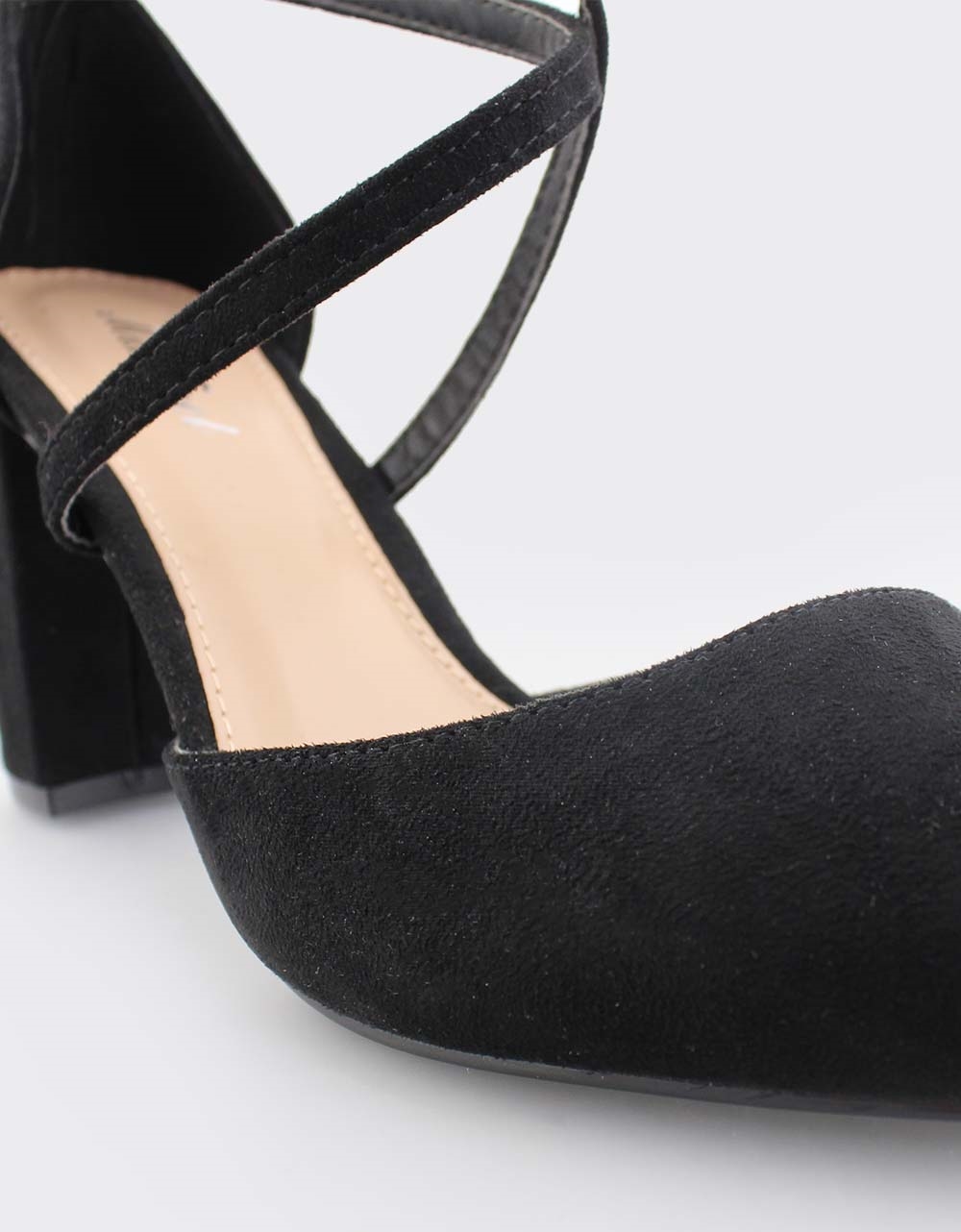 Inshoes Gr Gynaikeies Gobes Me Xiasti Mpareta Inshoes Gr Mayro