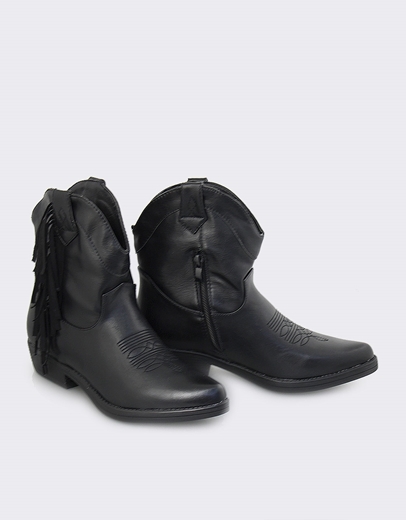 Εικόνα της Μονόχρωμα cowboy μποτάκια χαμηλά με κρόσσια Μαύρο