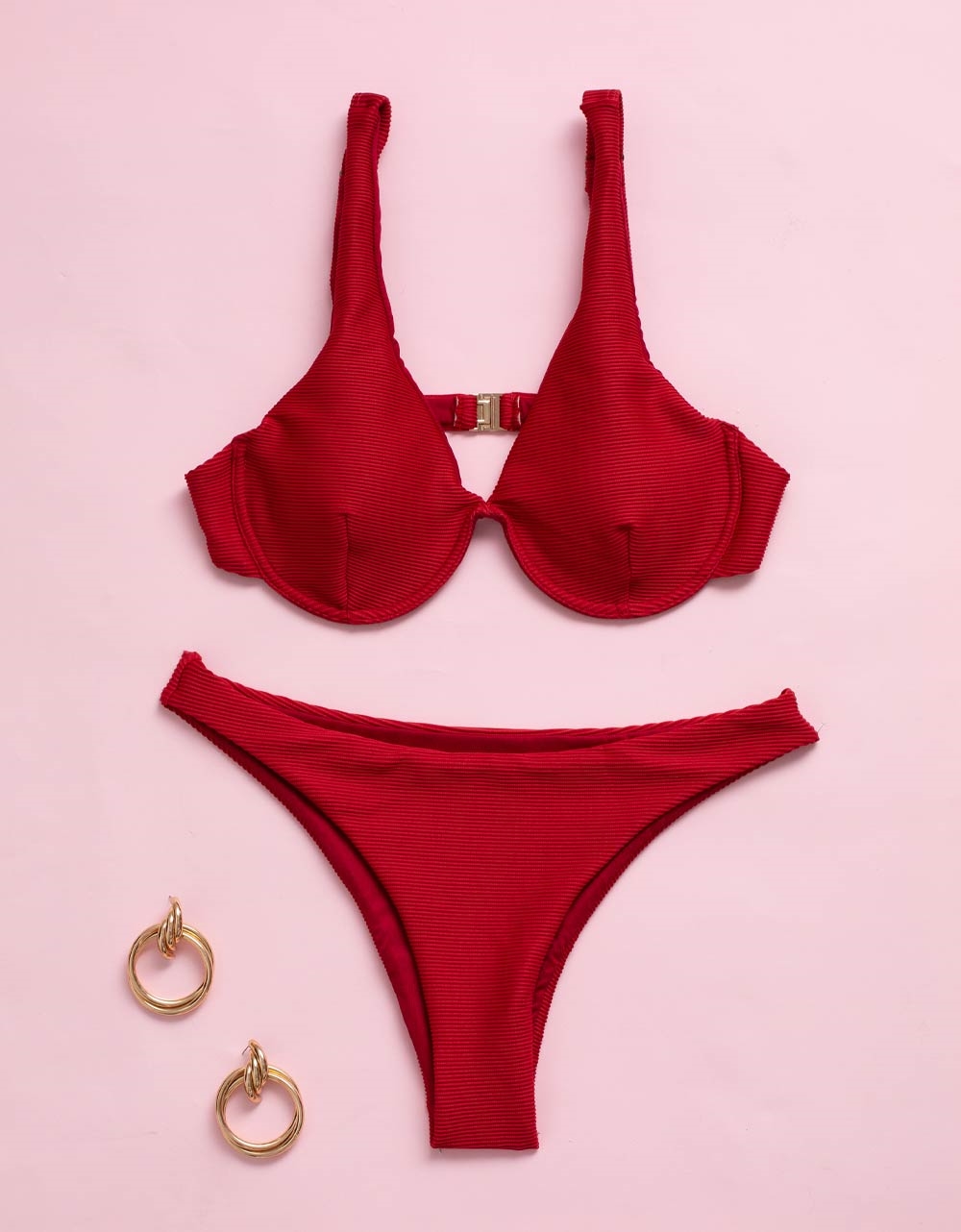 Εικόνα από Γυναικεία μαγιό σετ μπικίνι ριπ με μπανέλα Μπορντώ