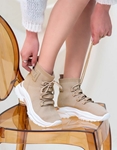Εικόνα από Γυναικεία sneakers κάλτσα με ψηλή σόλα Μπεζ