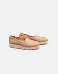 Εικόνα από Basic μονόχρωμα loafers σε απλή γραμμή Nude