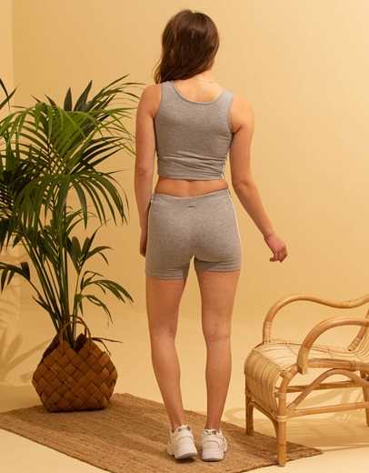 Εικόνα της Σετ activewear σόρτς & crop top Γκρι