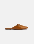 Εικόνα από Γυναικεία mules flat με μεταλλική αγκράφα Ταμπά
