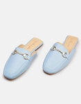 Εικόνα από Γυναικεία mules flat με μεταλλική αγκράφα Σιέλ