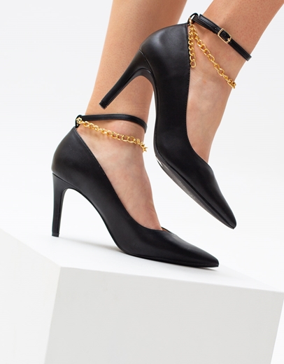 Εικόνα της Γυναικείες γόβες με μπαρέτα & διακοσμητική αλυσίδα Μαύρο