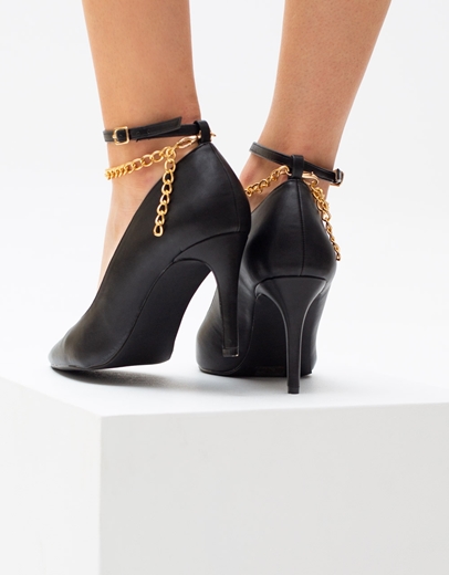 Εικόνα της Γυναικείες γόβες με μπαρέτα & διακοσμητική αλυσίδα Μαύρο