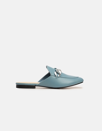 Εικόνα της Γυναικεία mules με oversized αλυσίδα Σιέλ