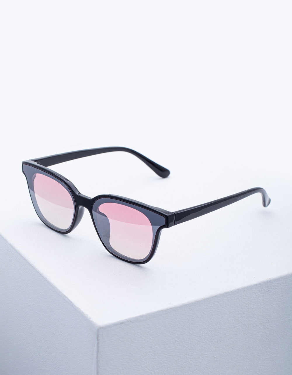 Εικόνα από Γυναικεία γυαλιά ηλίου σε τετράγωνο σχήμα Ροζ