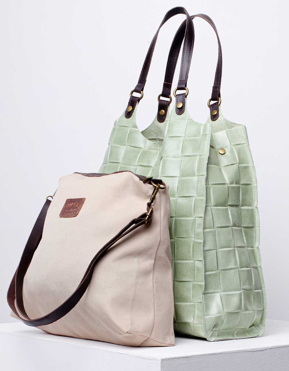 Εικόνα από Γυναικεία τσάντα ώμου & χιαστί από γνήσιο δέρμα πλεκτό με εσωτερικό τσαντάκι Πράσινο