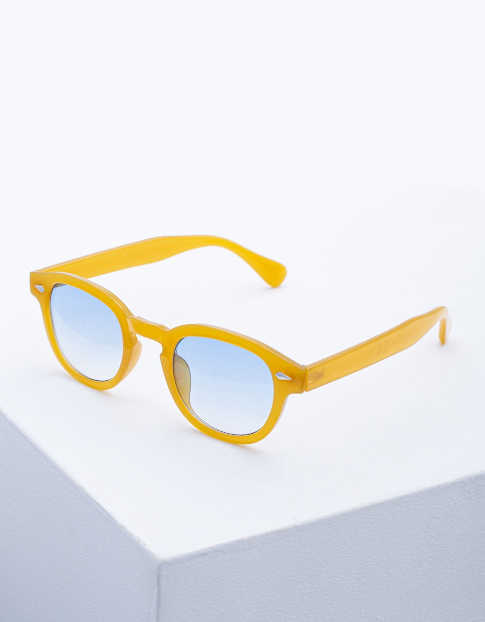 Εικόνα από Γυναικεία γυαλιά ηλίου στρογγυλά Σιέλ