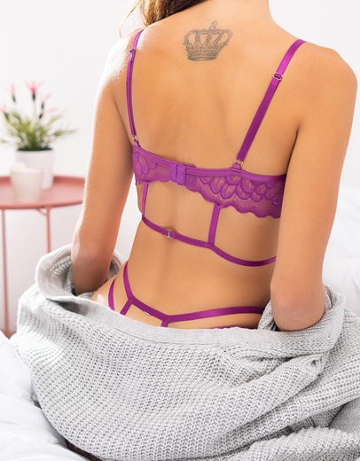 Εικόνα της Γυναικείο σετ εσωρούχων με μπανέλα και cut outs Μωβ