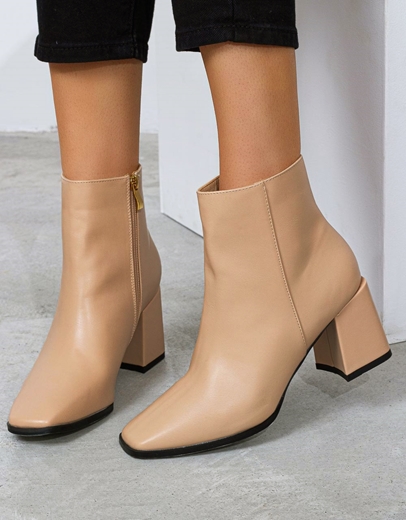 Εικόνα της Γυναικεία μποτάκια σε απλή γραμμή με τετράγωνο τακούνι Nude