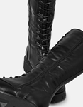 Εικόνα από Γυναικείες μπότες με κορδόνια μονόχρωμες Μαύρο