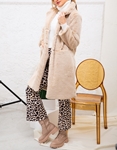 Εικόνα από Γυναικείo soft touch παλτό από οικολογική γούνα Μπεζ