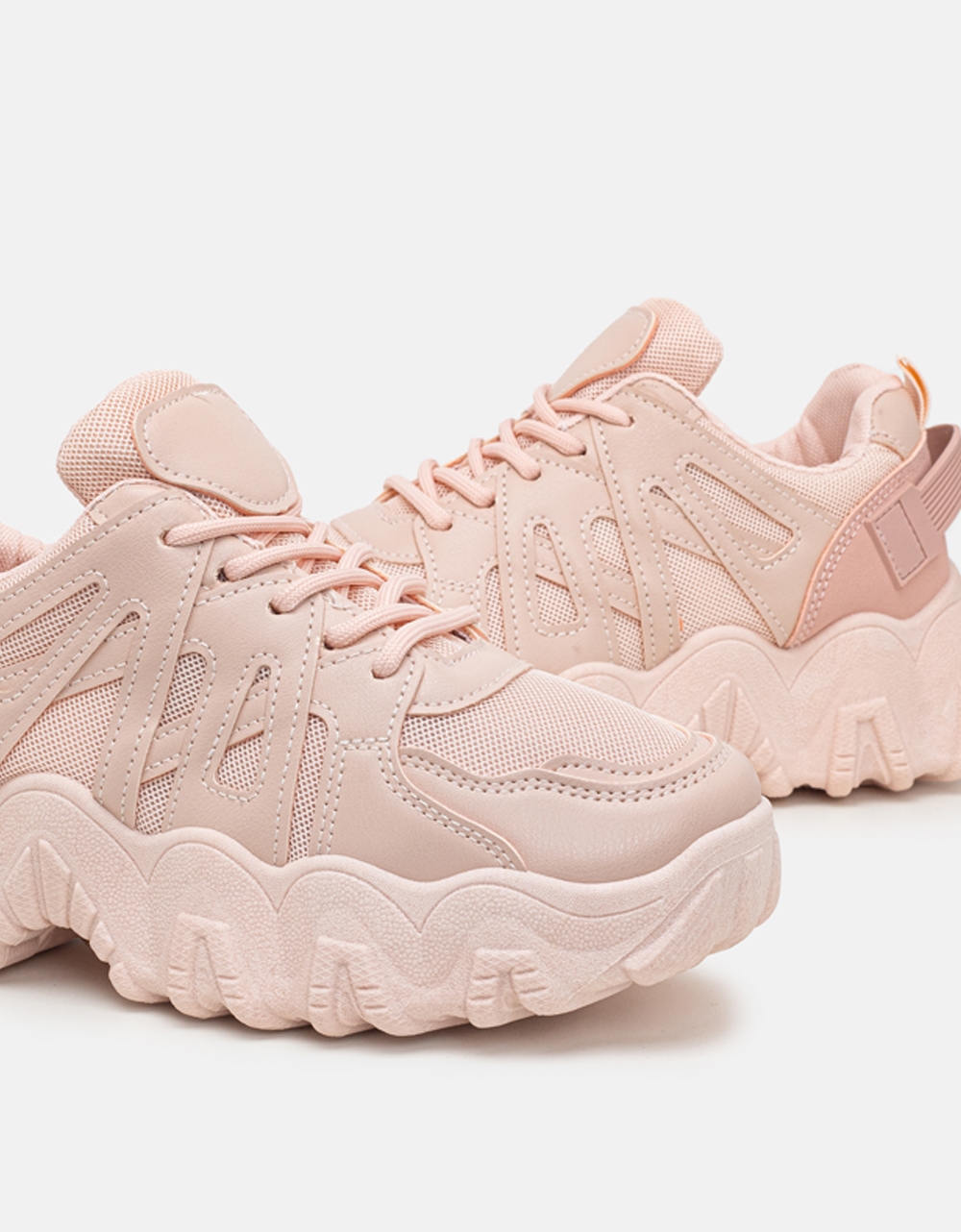 Εικόνα από Γυναικεία sneakers με chunky σόλα και συνδυασμό υλικών Ροζ