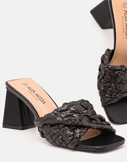 Εικόνα της Γυναικεία mules με ψάθινη φάσα Μαύρο