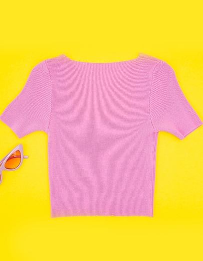 Εικόνα της Crop top ριπ κοντομάνικο με καρέ λαιμόκοψη Ροζ