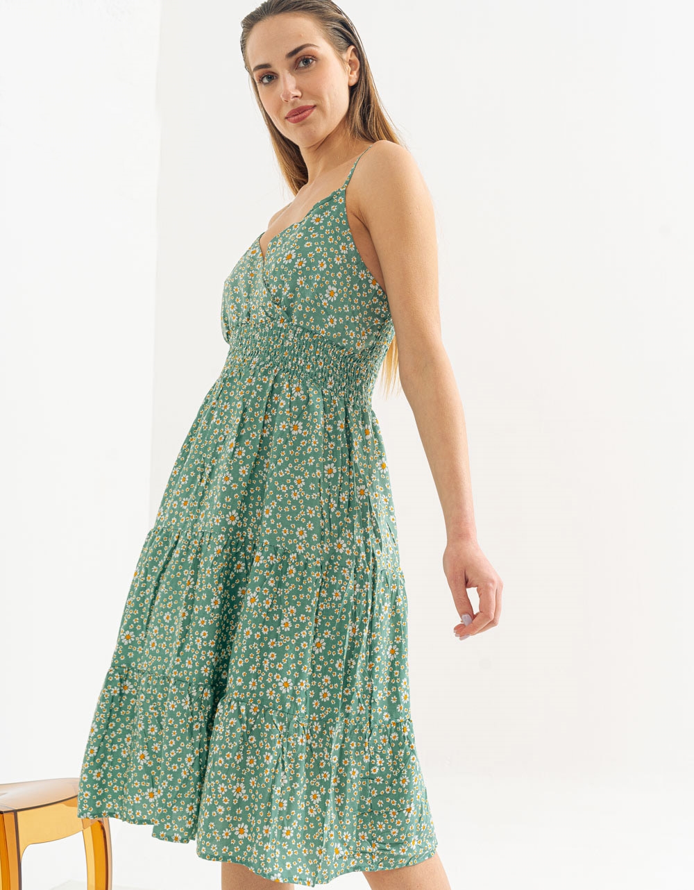 Εικόνα από Κρουαζέ φόρεμα midi floral Βεραμάν