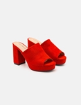 Εικόνα από Γυναικεία mules suede με χωστή φάσα Κόκκινο