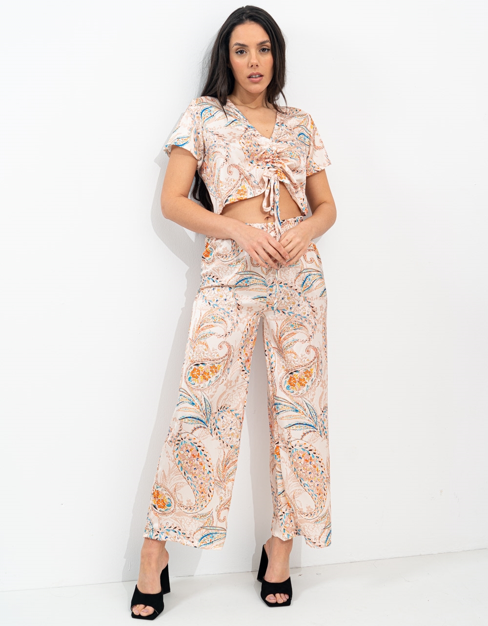 Εικόνα από Boho σετ crop top & παντελόνα με λαχούρια Μπεζ