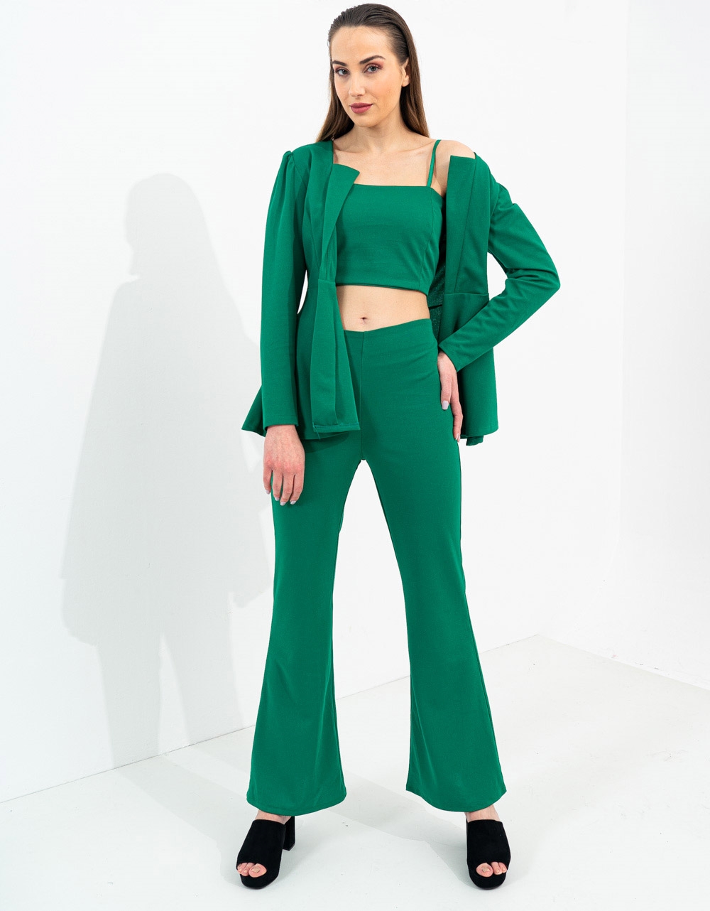 Εικόνα από Σετ ρούχων total look σακάκι παντελόνα και crop top Πράσινο
