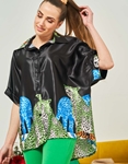 Εικόνα από Σατέν πουκαμίσα με animal print στοιχεία Μαύρο