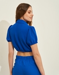Εικόνα από Crop πουκάμισο με διακοσμητικές πέρλες στο πέτο Μπλε