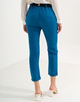 Εικόνα από Υφασμάτινο παντελόνι με ρεβέρ και ελαστική ζώνη Σιέλ