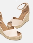 Εικόνα από Eσπαντρίγιες σατέν peep-toe Μπεζ