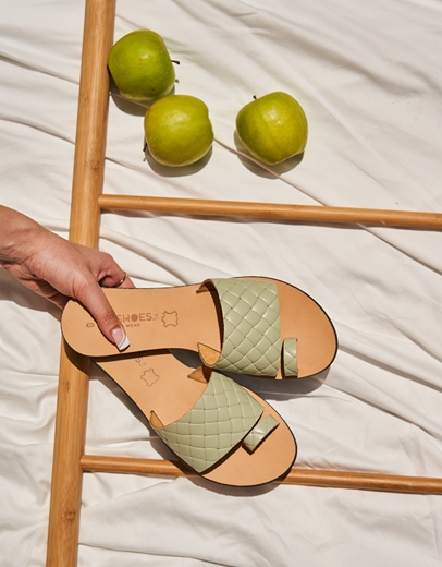 Εικόνα της Σανδάλια δερμάτινα με πλεκτό σχέδιο Πράσινο
