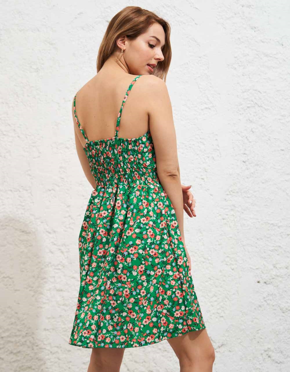 Εικόνα από Αμπίρ μίνι φόρεμα σε floral μοτίβο Πράσινο