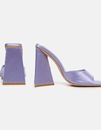 Εικόνα της Mules σατέν με τριγωνικό τακούνι Μωβ