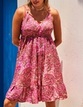 Εικόνα από Boho φόρεμα με λαχούρια και βολάν Φούξια