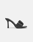 Εικόνα από Γυναικεία mules με frilled φάσα Μαύρο