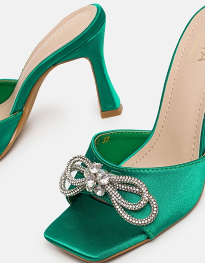 Εικόνα της Mules με διακοσμητικό φιόγγο από strass Πράσινο