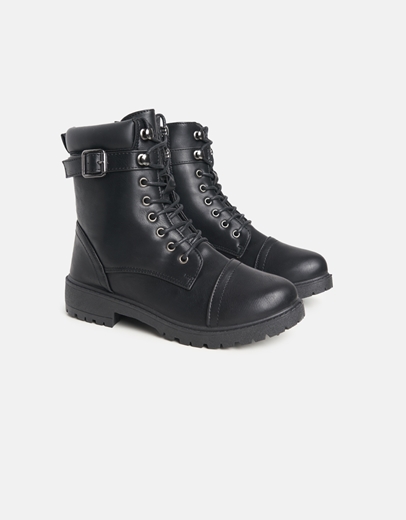 Εικόνα της Μποτάκια με κορδόνια και μεταλλικές λεπτομέρειες Μαύρο