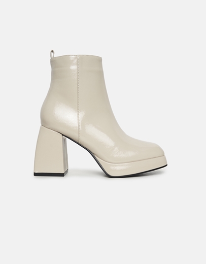 Εικόνα της Μποτάκια με τετράγωνο τακούνι και φιάπα Μπεζ