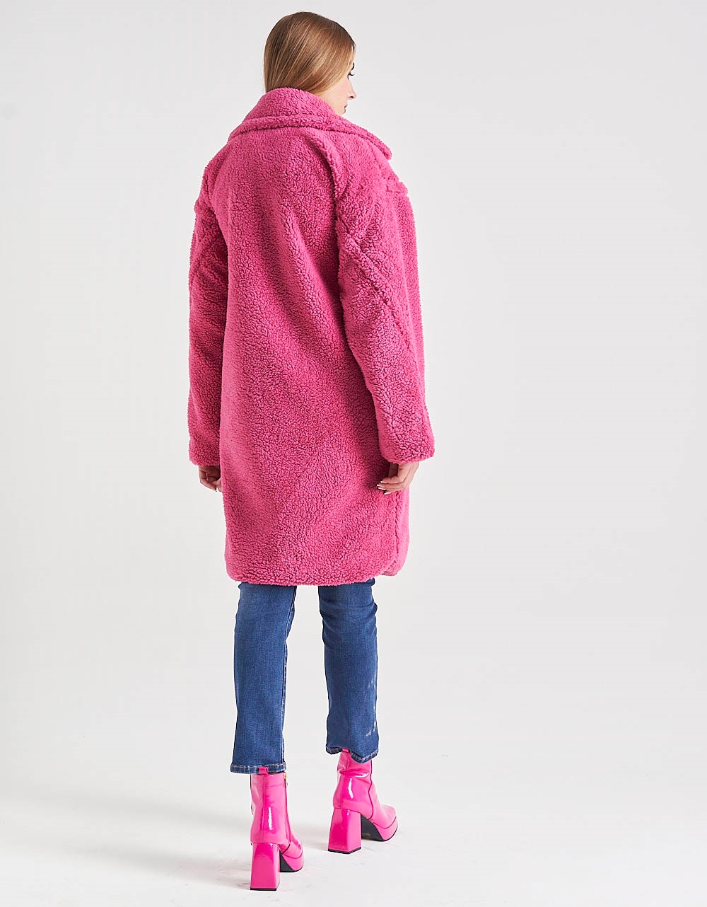 Εικόνα από Γυναικείo παλτό από οικολογική γούνα teddy με γιακά Φούξια