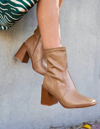 Εικόνα της Μποτάκια μονόχρωμα με τετράγωνο τακούνι Πούρο