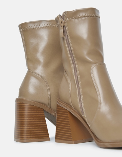 Εικόνα της Μποτάκια μονόχρωμα με τετράγωνο τακούνι Πούρο